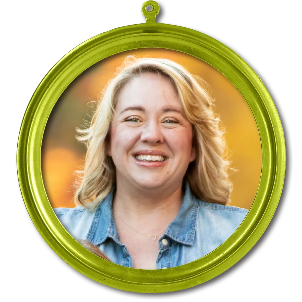 Portrait of Sewing School founder Jessica Beck.